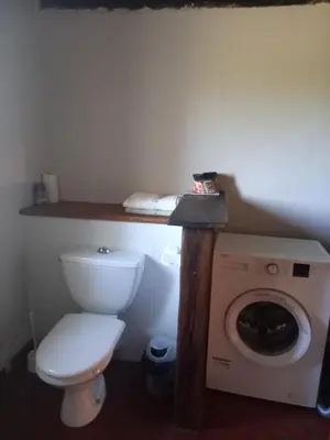 Salle de bains dans l'établissement Appartement, meublé tourisme, Gîte la Maillée
