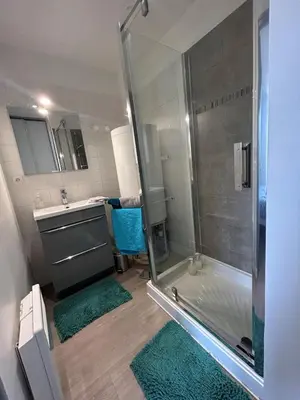 Salle de bains dans l'établissement L'escapade Clisson
