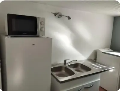 Cuisine ou kitchenette dans l'établissement Gîte Le petit Migron 6 personnes