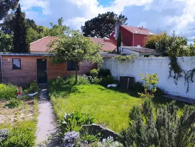 Jardin de l'établissement Chambre indépendante avec SDB sur jardin, au calme