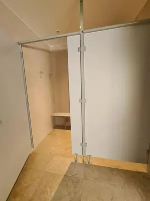 Plan de l'établissement Gîte Le Puy Martineau piscine privée intérieure chauffée terrain arboré à 10 min du Puy du Fo