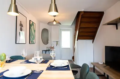 Coin salon dans l'établissement Duplex T3 moderne et lumineux Angers