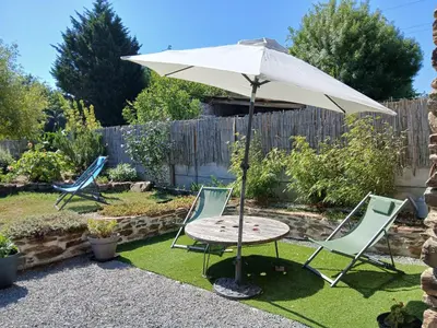 Jardin de l'établissement La villa du pressoir, classé 3 étoiles meublé de tourisme