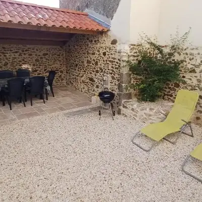 Gîte de la Fecleval 6 personnes proche puy dufou