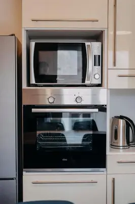 Cuisine ou kitchenette dans l'établissement Coeur de ville #H1 - Chambre privée dans logement partagé - Wifi & Netflix - Centre ville & Transports - Machine à laver