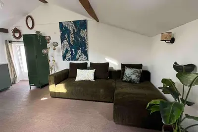 Coin salon dans l'établissement Appartement - Galerie BOTANIC ART Trentemoult