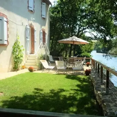 La maison au bord du lac