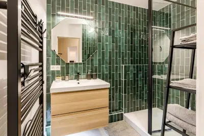 Salle de bains dans l'établissement Centre - Calme & Confort - 2 à 4p - 55m2