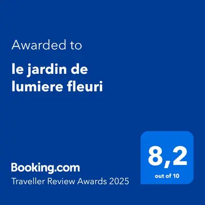 Certificat, récompense, panneau ou autre document affiché dans l'établissement le jardin de lumiere fleuri