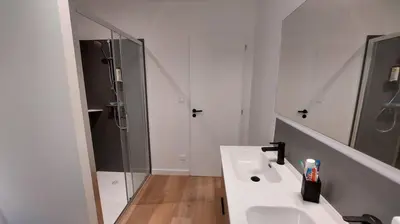 Salle de bains dans l'établissement Maison au porte de l'ile d'Yeu