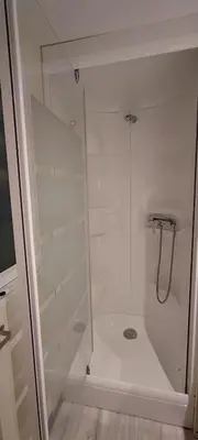 Salle de bains dans l'établissement Havre de paix dans un charmant campings