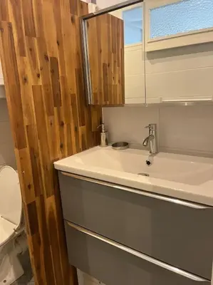 Salle de bains dans l'établissement Studio hyper centre Pornichet