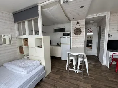 Cuisine ou kitchenette dans l'établissement Studio hyper centre Pornichet