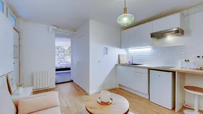 Cuisine ou kitchenette dans l'établissement Le Marais - Appart'Escale