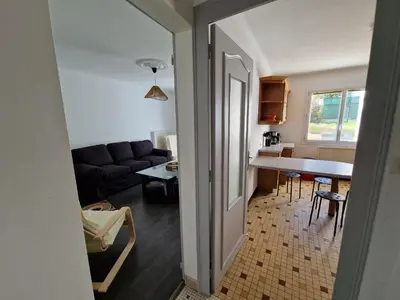 Coin salon dans l'établissement Maison 6 chambres Saint Nazaire 5 min de la mer