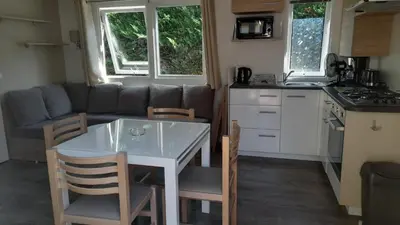 Cuisine ou kitchenette dans l'établissement Le Bois Dormant