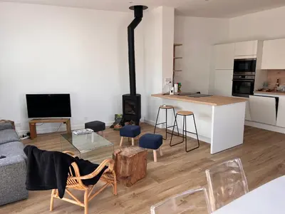Cuisine ou kitchenette dans l'établissement Villa Robinia Cormier 150 m de la plage