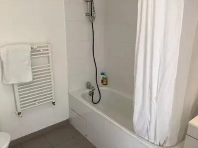 Salle de bains dans l'établissement T2 St Nazaire Ouest