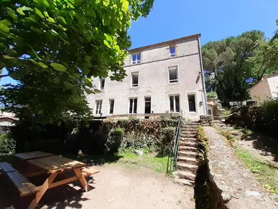 Bâtiment de le village vacances