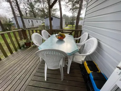 Balcon ou terrasse dans l'établissement MH-MAUFAY -- Mobil'home au Coeur de la Vendée