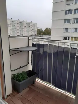 Balcon ou terrasse dans l'établissement appartement pour famille amis ou colègue