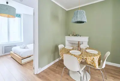 Coin salon dans l'établissement LA LOGE DES CARMES -Coeur de Nantes WIFI