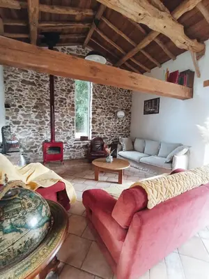 Coin salon dans l'établissement Le Refuge d'Aglaé