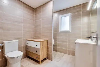 Salle de bains dans l'établissement Campagne Vendéenne, Maison pour 6