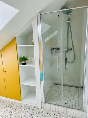 Salle de bains dans l'établissement Face Mer Villa Le Petit Breton