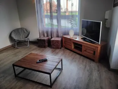 Télévision ou salle de divertissement dans l'établissement GITE DE GROUPE - 14 PERSONNES