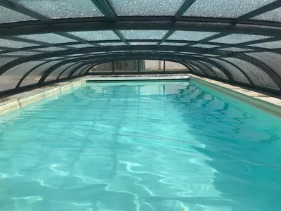 Piscine de l'établissement Maison Spacieuse avec Piscine Privée et Jardin à Saint Jean de Monts - FR-1-323-381 ou située à proximité