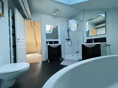 Salle de bains dans l'établissement Casa Blancheraie