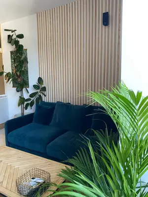 Coin salon dans l'établissement Appartement cosy, Gare 5 minutes et Home cinéma