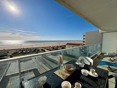Balcon ou terrasse dans l'établissement Studio lumineux avec alcôve, balcon face mer, parking privé - FR-1-323-429