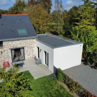 Gîte familial rénové près du Canal de Nantes avec jardin