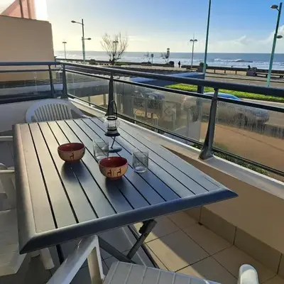 Appartement spacieux 5 pers face à la mer