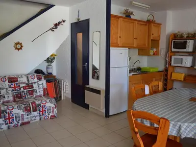 Cuisine ou kitchenette dans l'établissement Maison familiale à deux pas de la plage, idéale pour 6 pers. avec terrasse à Saint Jean de Monts - FR-1-323-480