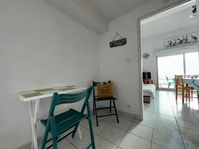 Télévision ou salle de divertissement dans l'établissement T2 + Mezzanine, Face Mer, Parking Privé, 6 Pers - FR-1-323-336