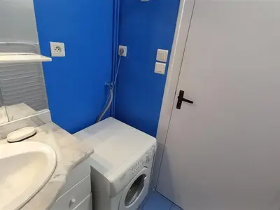 Salle de bains dans l'établissement Bel Appartement Face Mer - 1 Chambre - Classé 2* - Parking - 5 personnes - FR-1-323-299