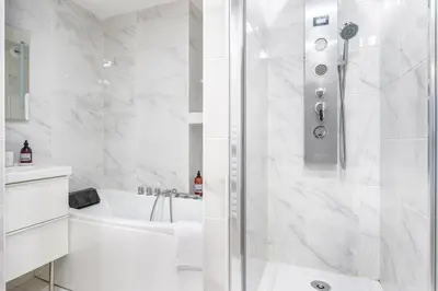 Salle de bains dans l'établissement Le Rex - Bel appt avec sauna