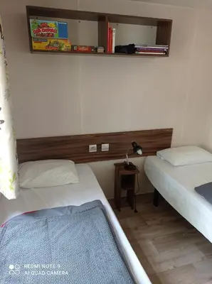 Un ou plusieurs lits dans un hébergement de l'établissement mobil home