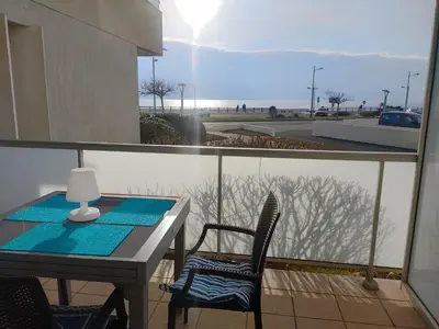 Plan de l'établissement Appartement 2 chambres avec parking, face à la mer - FR-1-323-492