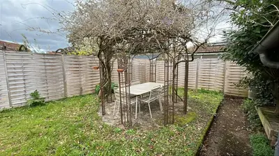 Jardin de l'établissement Guynemer 8pers