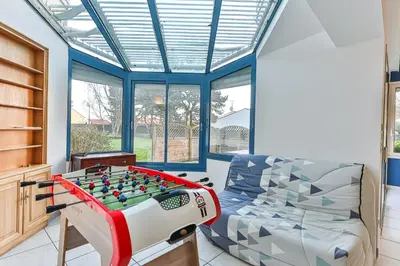 Coin salon dans l'établissement Violette Villa - Piscine
