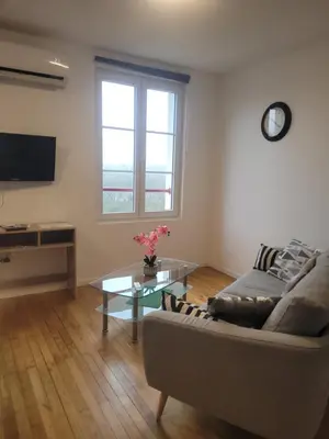 Télévision ou salle de divertissement dans l'établissement Appartement 2 chambres vue loire
