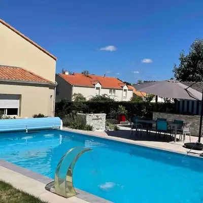Charmant T3 privé avec vue et accès piscine
