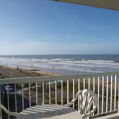 Studio spacieux 4 pers. - Proche plage - Belle vue mer - FR-1-323-416
