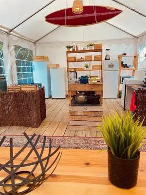Cuisine ou kitchenette dans l'établissement The Spot - 200m de la Plage