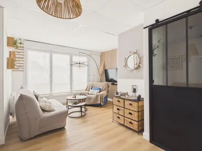 Coin salon dans l'établissement Appartement pour 4 avec grand jardin