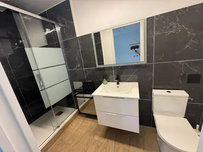 Salle de bains dans l'établissement Studio concorde proche Aéroport de Nantes
